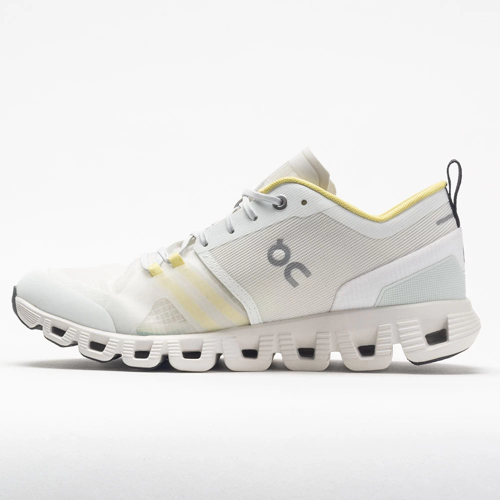 On Running On Cloud X Shift Women's Vapor/Acacia 2 On Running On Cloud X Shift Women's Vapor/Acacia - Image 2