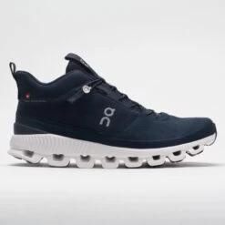 On Running On Cloud Hi Men's Navy