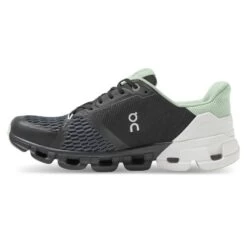 On Running Women's On Cloudflyer II - 21.99627 -Shoes Fashion Small JPEG FW20 Cloudflyer Black White W Pack Shot 4