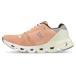 On Running Women's On Cloudflyer 4 - 71.98669 -Shoes Fashion SmallJPEG 71.98669 cloudflyer 4 fw22 peach aloe w g4